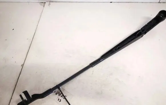 Citroen C4 I Picasso Front wiper blade arm 9684103780