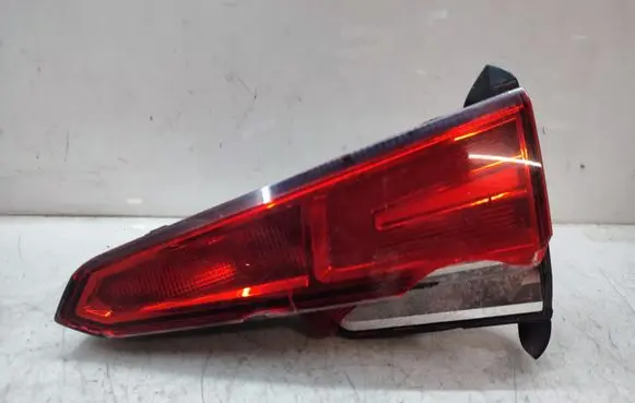 Audi A4 S4 B9 Tailgate rear/tail lights 8W5945076A