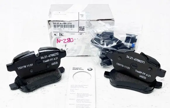BMW Z4 E89 Brake pads (rear) 6788275