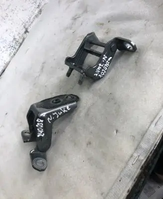 Nissan Juke II F16 Rear door hinge set 