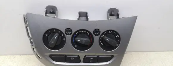 Ford Focus Climate control unit BM5T19980BD