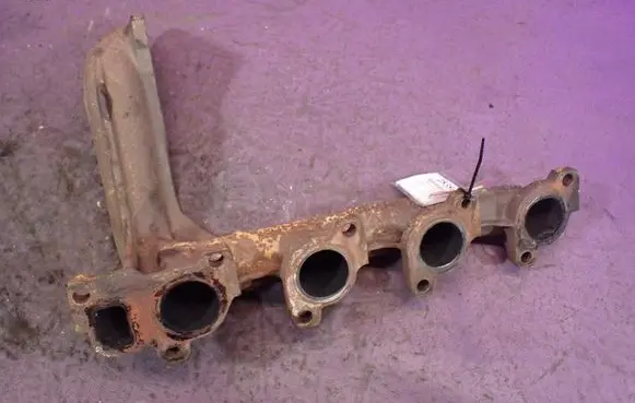 Mercedes-Benz Vito Viano W638 Exhaust manifold