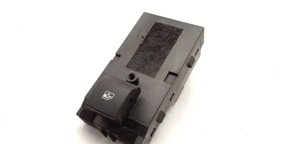 Opel Zafira C Electric window control switch 211399 13301886