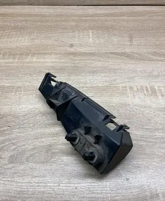 Toyota Corolla Verso AR10 Rear bumper mounting bracket 525620F010 RIGHTSIDE