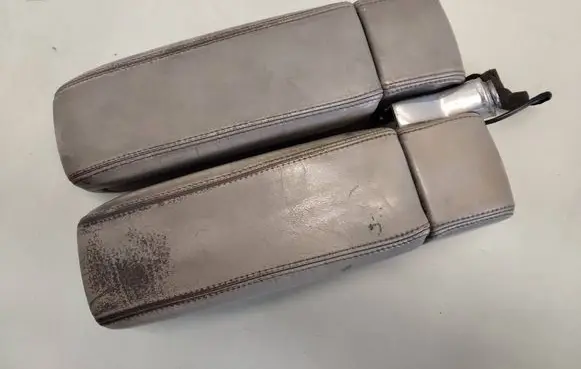 Audi A8 S8 D2 4D Armrest 
