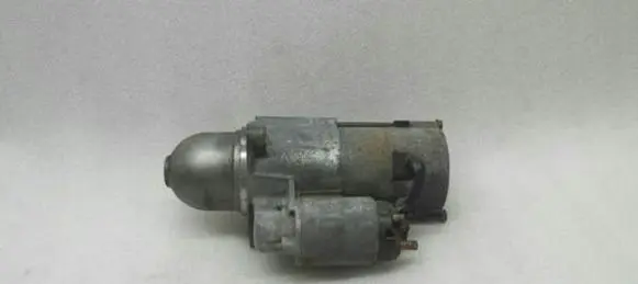 Opel Zafira B Starter motor 55352105