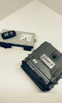 BMW 5 F10 F11 Engine control unit/module 8511385 0281017081