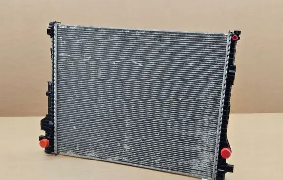 Volvo XC90 Coolant radiator