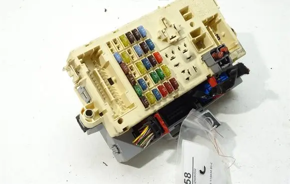 Fiat Stilo Fuse box set 46797609