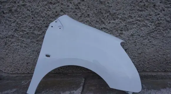 Peugeot Partner Fender