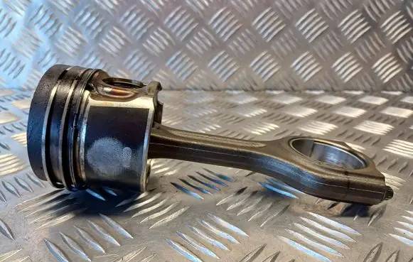 Peugeot 508 Piston with connecting rod 75L118