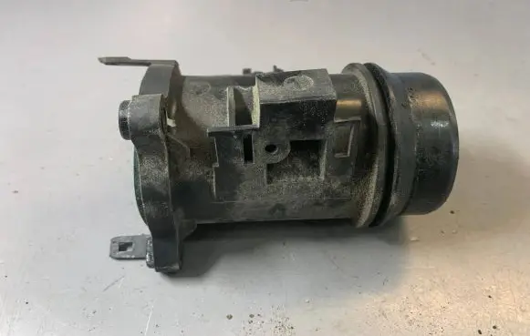 BMW 1 F20 F21 Mass air flow meter 11618519492 8519492 11614744639