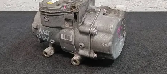 Toyota RAV 4 (XA40) Air conditioning (A/C) compressor (pump) 0422000533
