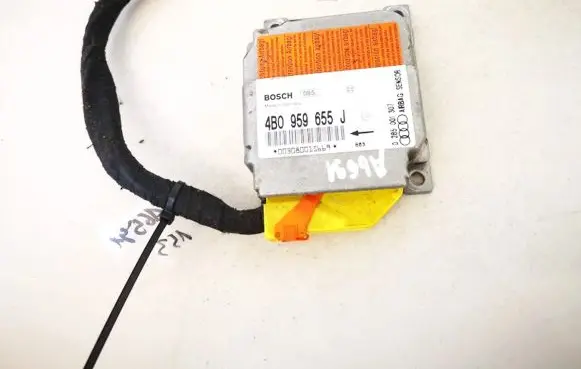 Audi A6 S6 C5 4B Airbag control unit/module 4b0959655j 0285001307
