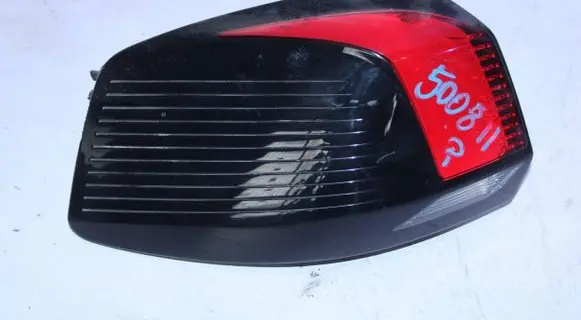 Peugeot 5008 II Rear/tail lights