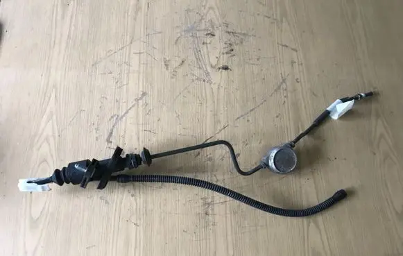 Opel Meriva A Clutch slave cylinder 13112244