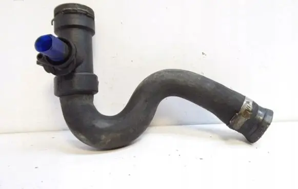 Audi A6 S6 C5 4B Engine coolant pipe/hose