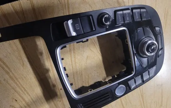 Audi A5 8T 8F Head unit multimedia control 8T0919609G