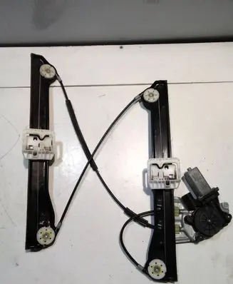 Mini Cooper Countryman R60 Front door window regulator with motor 9800566