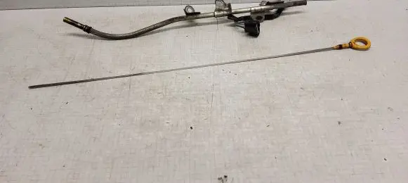 Toyota Verso Oil level dip stick 11232