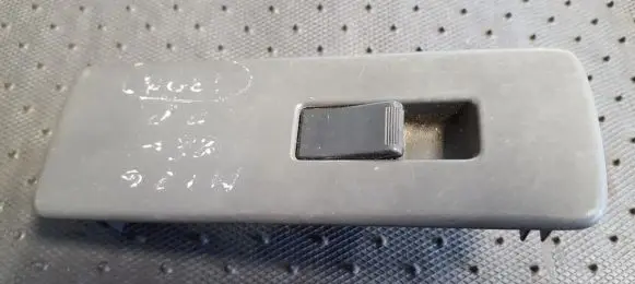 Mazda 626 Electric window control switch