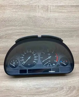 BMW 5 E39 Speedometer (instrument cluster) 4102195 110008784 BadPixels