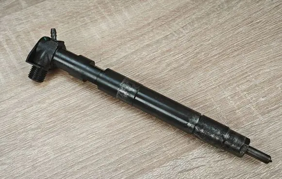 Opel Antara Fuel injector 28264951