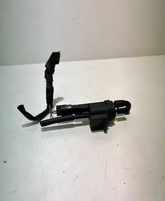Mercedes-Benz E W210 Valve vacuum 0025401497