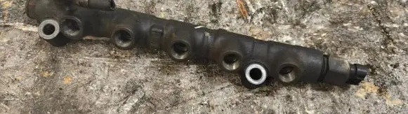 Toyota Avensis Verso Fuel main line pipe