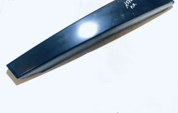 Citroen C5 Front door glass trim molding 9643268377 9640213977