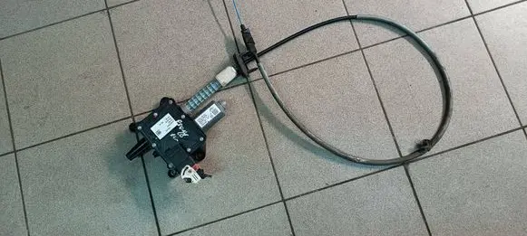 Peugeot 3008 I Hand brake/parking brake motor A2C53379975 0171487 20110905