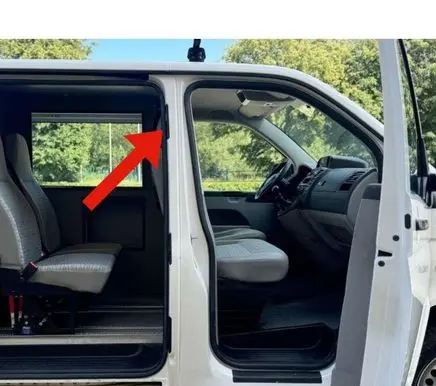 Volkswagen Transporter - Caravelle T5 Sliding door trim 7H0843638C