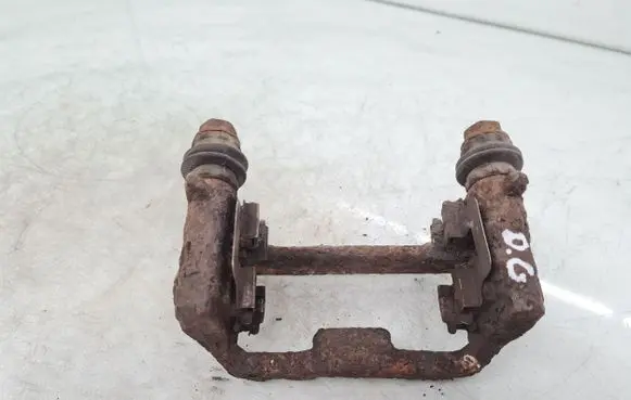 Mercedes-Benz B W245 Brake caliper pad carrier rear 