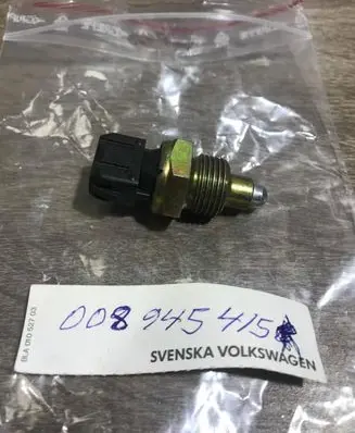 Volkswagen I LT Reversing light switch sensor 008945415