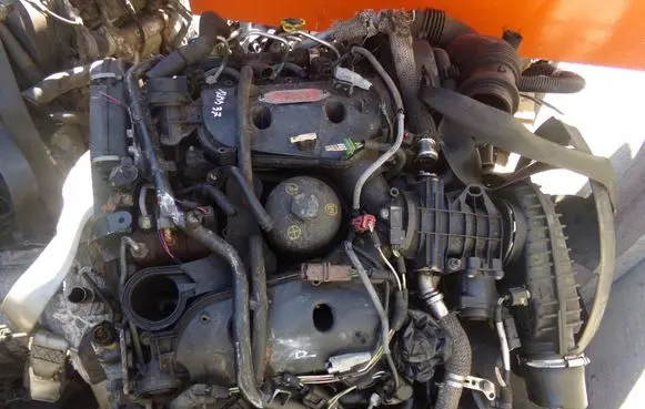Land Rover Discovery 3 - LR3 Air conditioning (A/C) compressor (pump) 4471808383 276DT