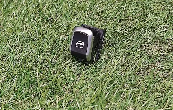 Audi A1 Electric window control switch 4H0959855A