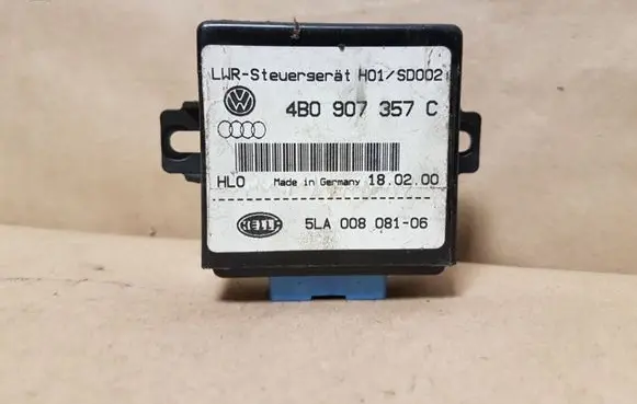 Audi A6 S6 C5 4B Light module LCM 4B0907357