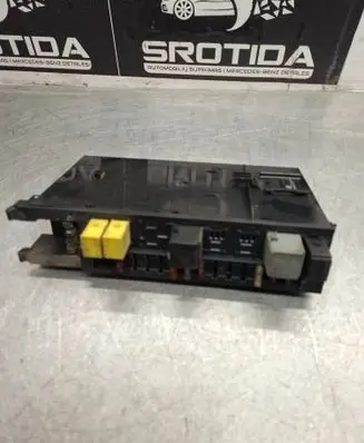 Mercedes-Benz CLK A209 C209 Fuse module 2095450301 5DK00848600