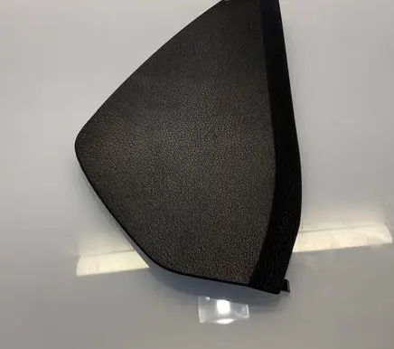 Mercedes-Benz E W211 Dashboard side end trim 2116800378 T0013783 A2116800378