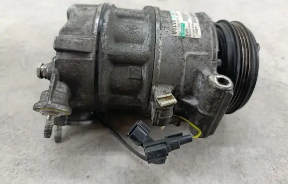 Volvo V60 Air conditioning (A/C) compressor (pump) 31315453