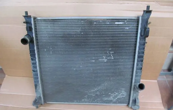 SsangYong Tivoli Coolant radiator 2131035100 68400-35000