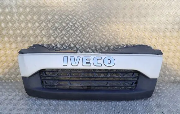 Iveco Daily 5th gen Front bumper upper radiator grill 5801342732KZ 5801342733KZ 5801342734EZ