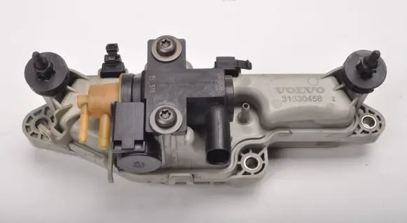 Volvo V40 Vacuum air tank 31330458