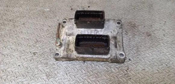 Opel Corsa C Engine control unit/module 0261206074