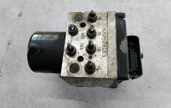 Volkswagen PASSAT B6 ABS Pump 3C0614109N