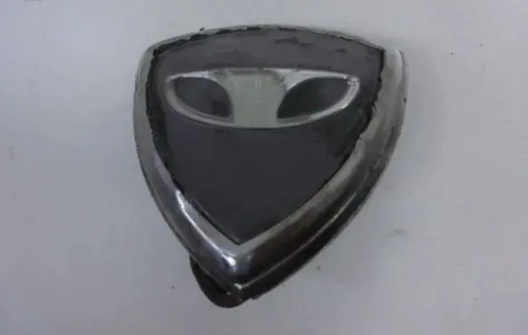 Daewoo Espero Front door lock (next to the handle) 
