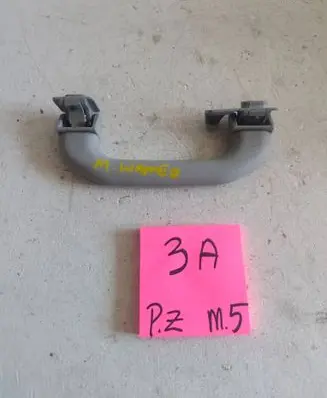Mercedes-Benz Vaneo W414 Front interior roof grab handle 384299