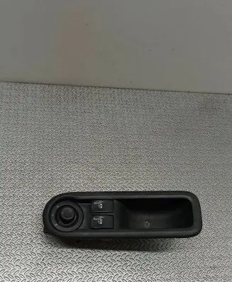 Renault Twingo II Electric window control switch 8200356515 9037020