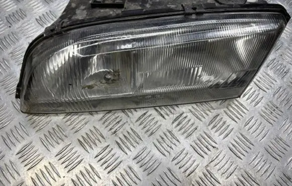 Volvo V70 Headlight/headlamp 14734300