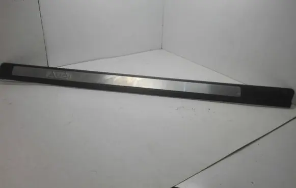 Audi A3 S3 8P Front sill trim cover 8P3853492B